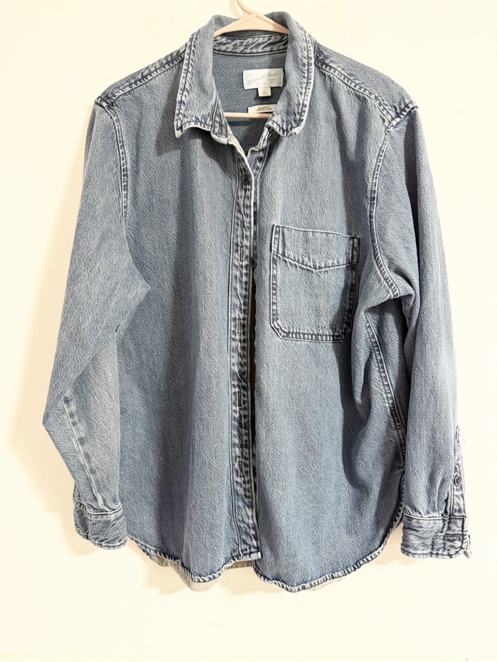 Universal Thread Denim Button Down Shirt Light Wash Blue XL Relaxed Fit Lyocell - Picture 4 of 6